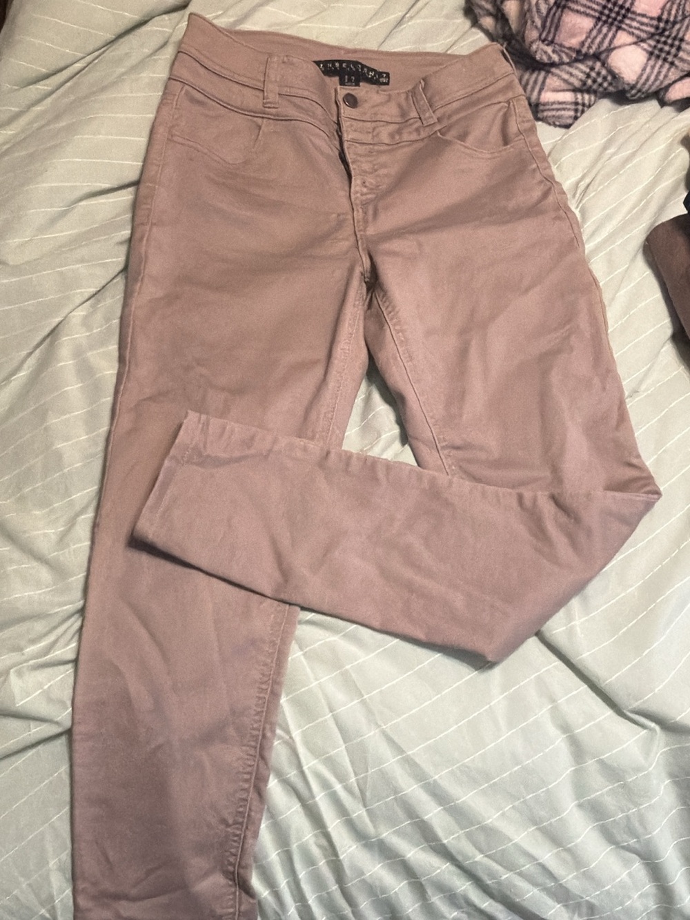 Women's Slim Stretch Jeans in Mauve Pink - Tinsl